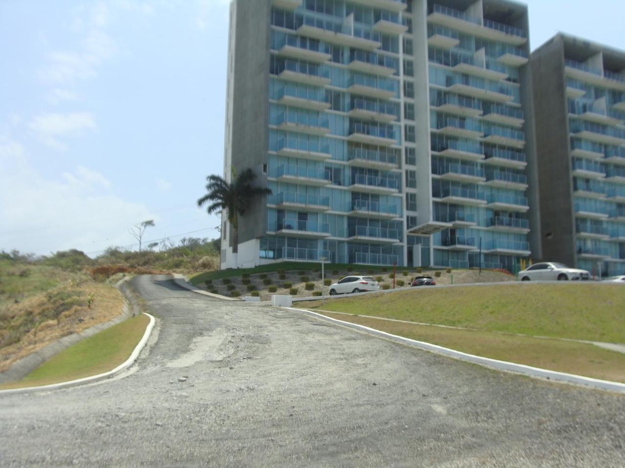 Apartamento En Balabeach Maria Chiquita In Front Of The Beach 2Hab Colon Exteriör bild