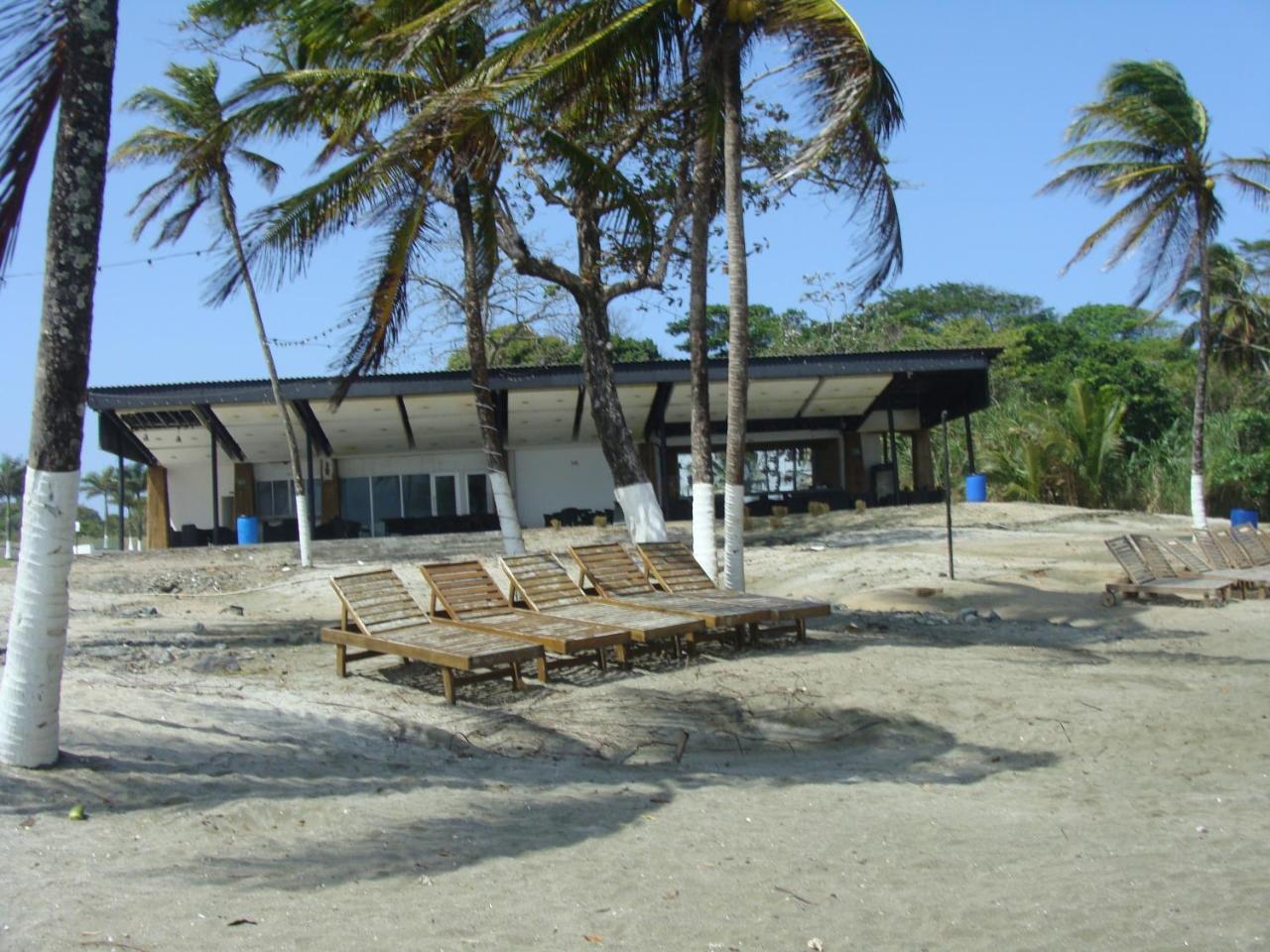 Apartamento En Balabeach Maria Chiquita In Front Of The Beach 2Hab Colon Exteriör bild